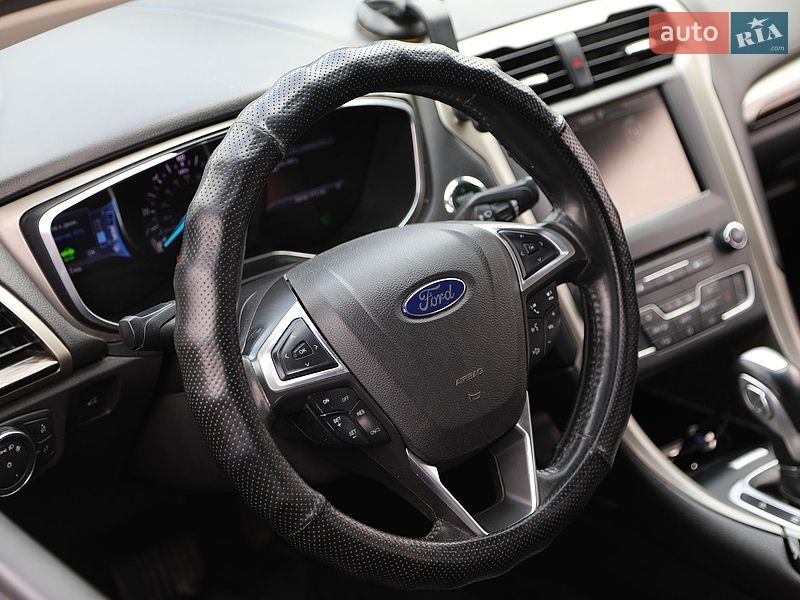 Седан Ford Fusion 2016 в Харькове