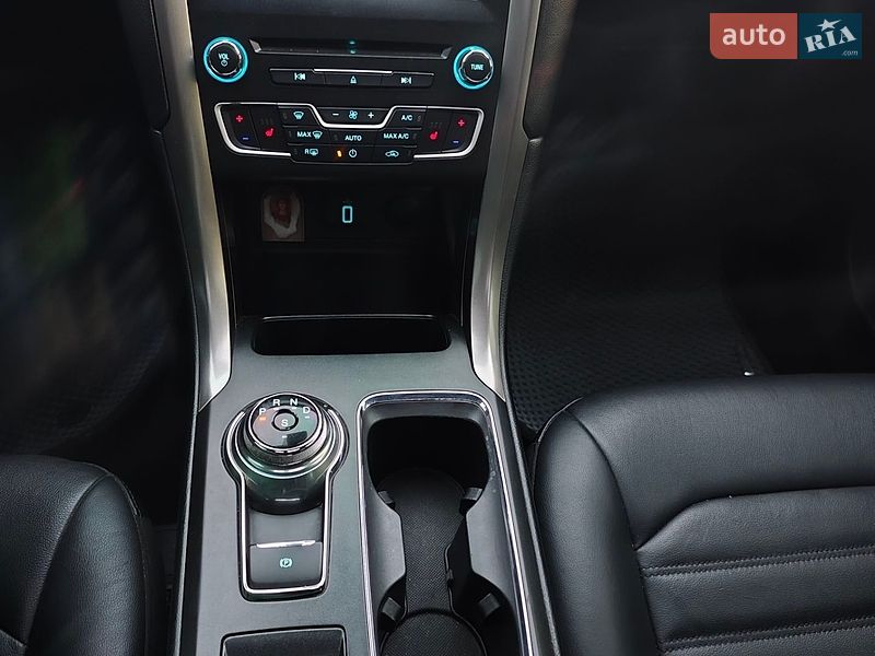 Седан Ford Fusion 2016 в Днепре