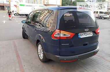 Минивэн Ford Galaxy 2011 в Киеве