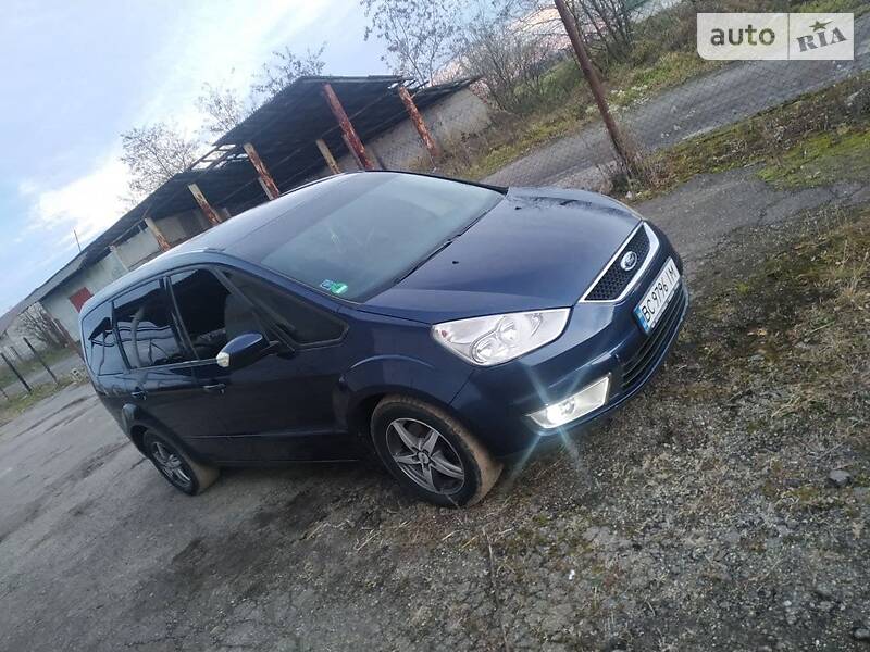 Минивэн Ford Galaxy 2008 в 