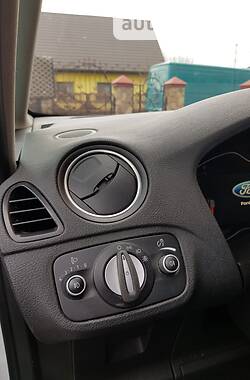 Мінівен Ford Galaxy 2012 в 