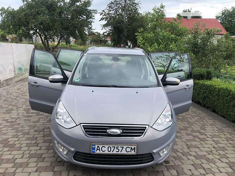 Мінівен Ford Galaxy 2011 в Нововолинську