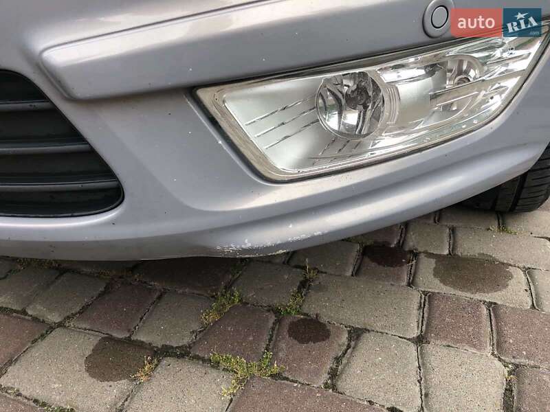 Минивэн Ford Galaxy 2011 в Нововолынске
