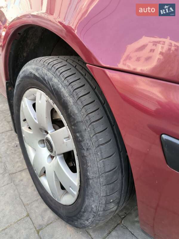 Мінівен Ford Galaxy 2002 в Івано-Франківську
