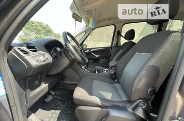 Минивэн Ford Galaxy 2013 в 