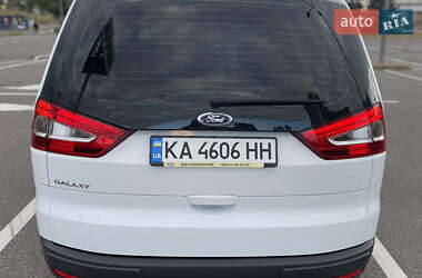 Минивэн Ford Galaxy 2011 в 