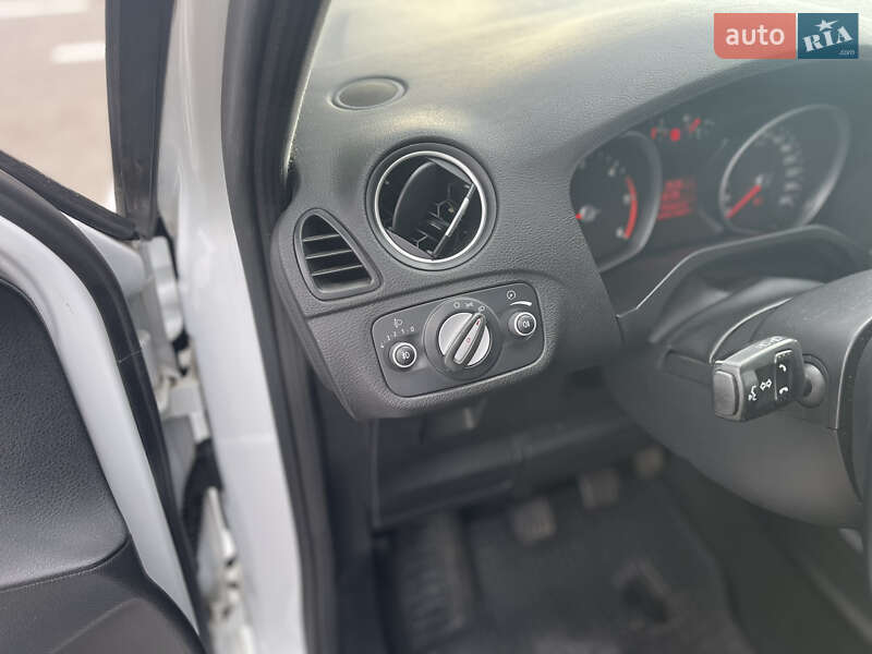 Минивэн Ford Galaxy 2011 в Киеве