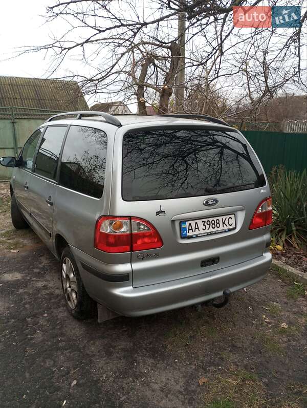Минивэн Ford Galaxy 2005 в Киеве