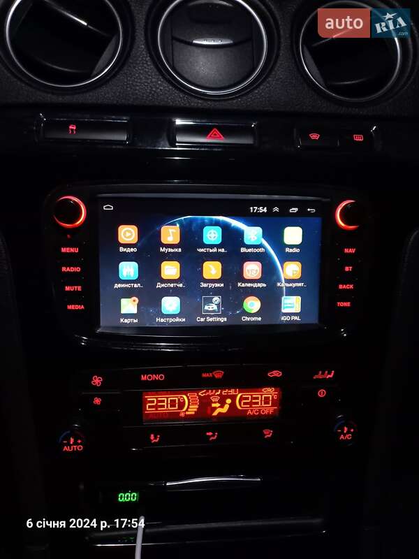 Мінівен Ford Galaxy 2010 в Чернівцях