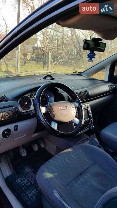 Минивэн Ford Galaxy 2000 в Черновцах