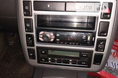 Минивэн Ford Galaxy 2004 в 