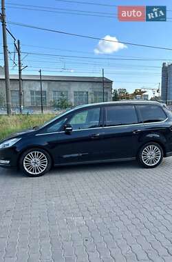 Ford Galaxy 2015