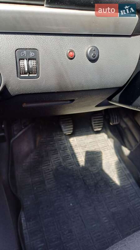 Минивэн Ford Galaxy 2004 в Луцке фото 9 Минивэн Ford Galaxy 2004 в Луцке