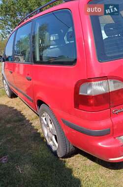Минивэн Ford Galaxy 2004 в 