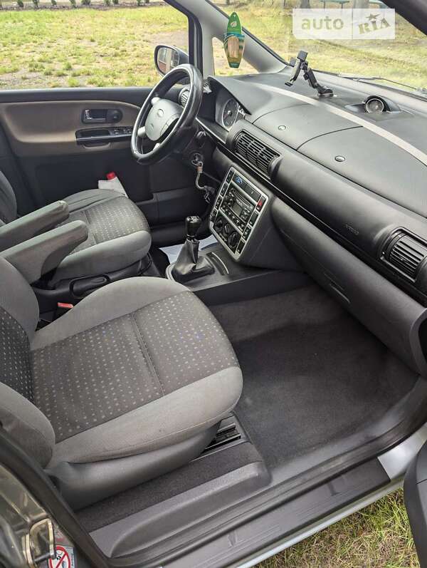 Минивэн Ford Galaxy 2005 в Хотине