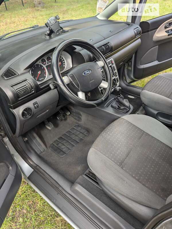 Минивэн Ford Galaxy 2005 в Хотине