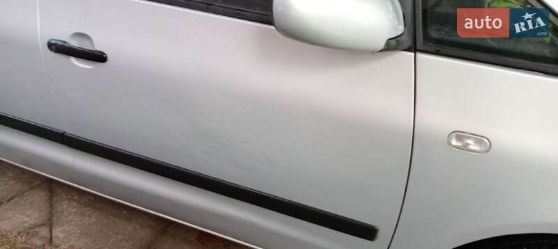 Мінівен Ford Galaxy 2000 в Ужгороді