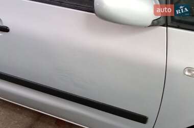 Минивэн Ford Galaxy 2000 в 