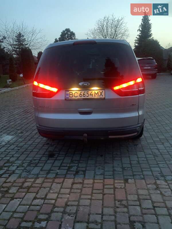 Минивэн Ford Galaxy 2006 в Самборе