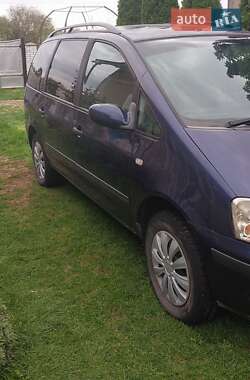 Минивэн Ford Galaxy 2000 в 