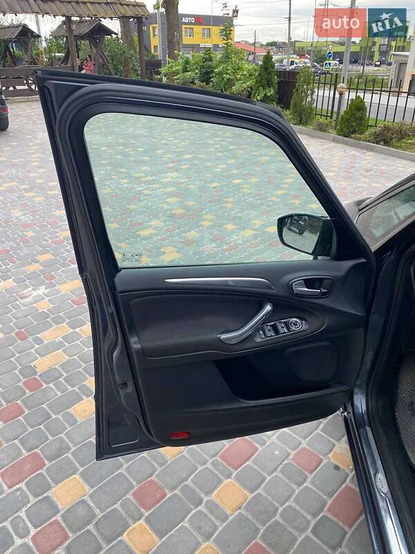 Мінівен Ford Galaxy 2009 в Тернополі