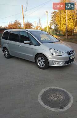 Минивэн Ford Galaxy 2013 в 