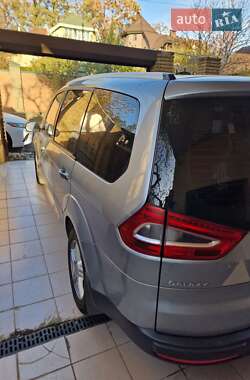 Минивэн Ford Galaxy 2011 в 