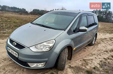 Минивэн Ford Galaxy 2008 в 