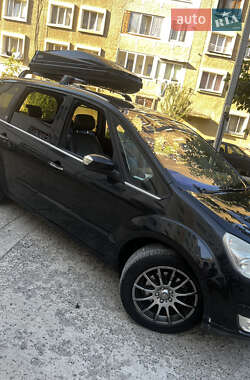 Ford Galaxy 2010