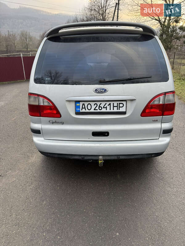 Минивэн Ford Galaxy 2000 в Мукачево