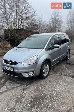 Минивэн Ford Galaxy 2006 в 