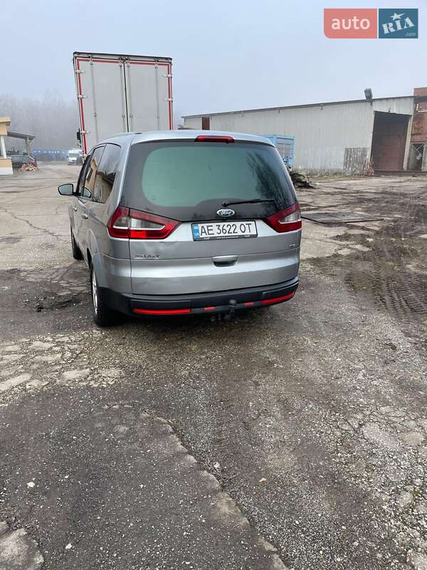 Минивэн Ford Galaxy 2006 в Покрове