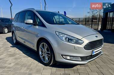 Минивэн Ford Galaxy 2019 в 