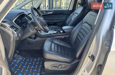 Минивэн Ford Galaxy 2019 в 