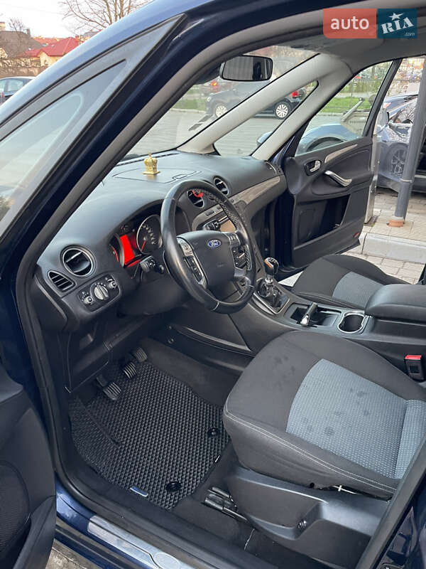 Минивэн Ford Galaxy 2012 в Ужгороде