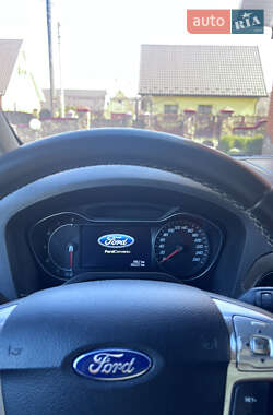 Мінівен Ford Galaxy 2012 в 