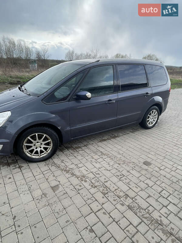 Минивэн Ford Galaxy 2011 в Лесном Хлебичине