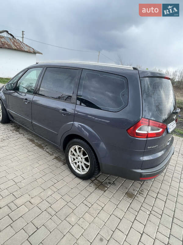 Минивэн Ford Galaxy 2011 в Лесном Хлебичине