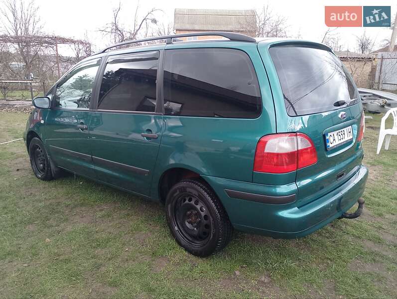 Минивэн Ford Galaxy 2001 в Киеве