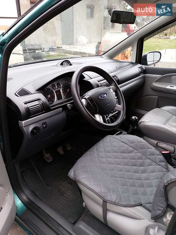 Минивэн Ford Galaxy 2001 в Киеве