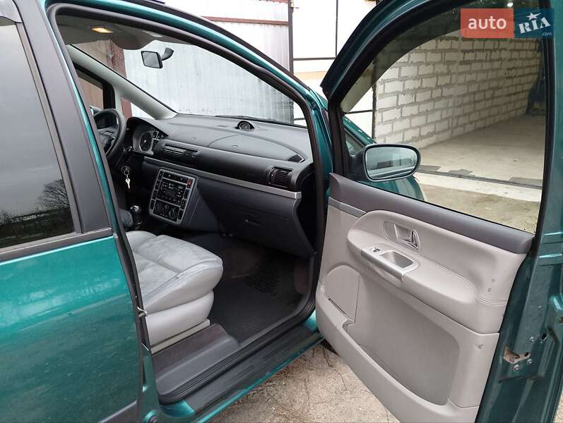 Минивэн Ford Galaxy 2001 в Киеве