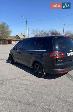 Минивэн Ford Galaxy 2009 в 