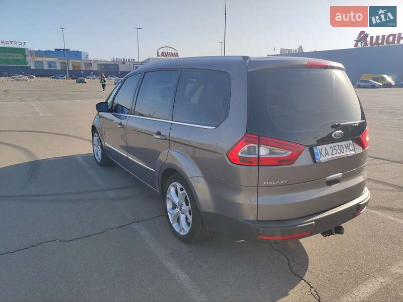 Минивэн Ford Galaxy 2013 в Киеве