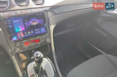 Минивэн Ford Galaxy 2013 в 