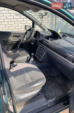 Минивэн Ford Galaxy 2001 в 