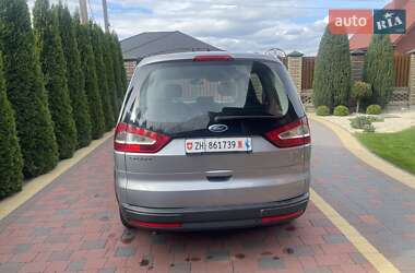 Минивэн Ford Galaxy 2009 в 