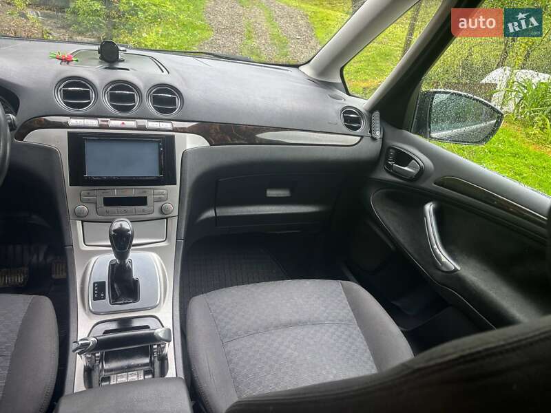 Минивэн Ford Galaxy 2007 в Тячеве