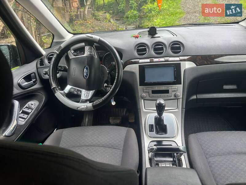 Минивэн Ford Galaxy 2007 в Тячеве