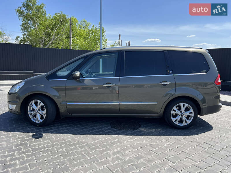Минивэн Ford Galaxy 2010 в Днепре
