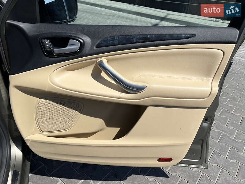 Минивэн Ford Galaxy 2010 в Днепре
